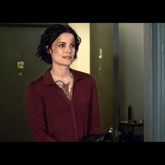 Shirts/Sweaters - Picture 1 of 1